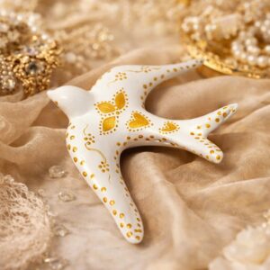 AP040-3 andorinha dourado com branco - Arte do Povo